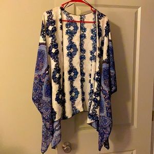 Navy and cream printed kimono
